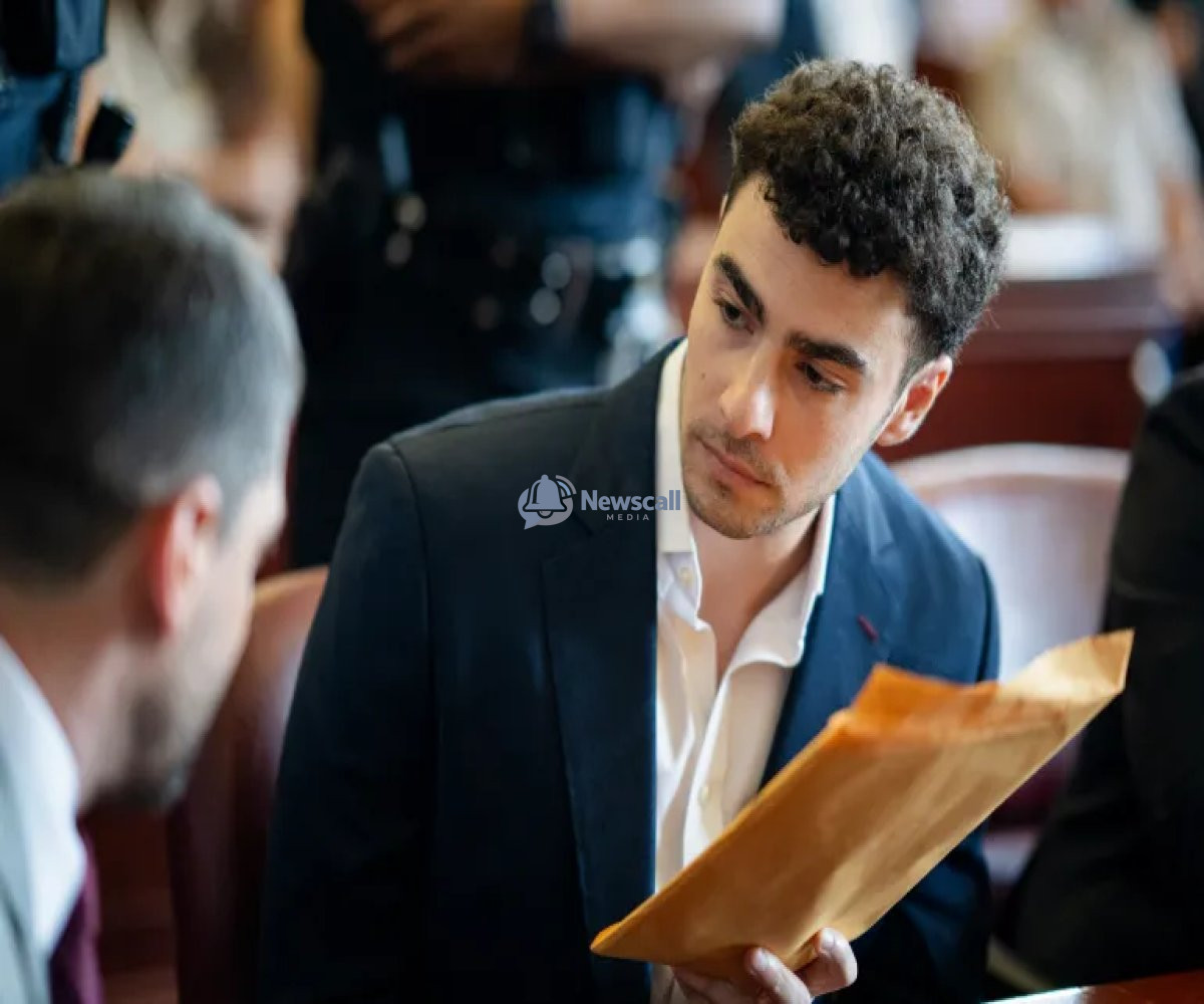 Luigi Mangione's Defense Team to Argue 'Extreme Emotional Disturbance' in CEO Murder Trial.